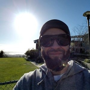 Meet your Posher, Aaron